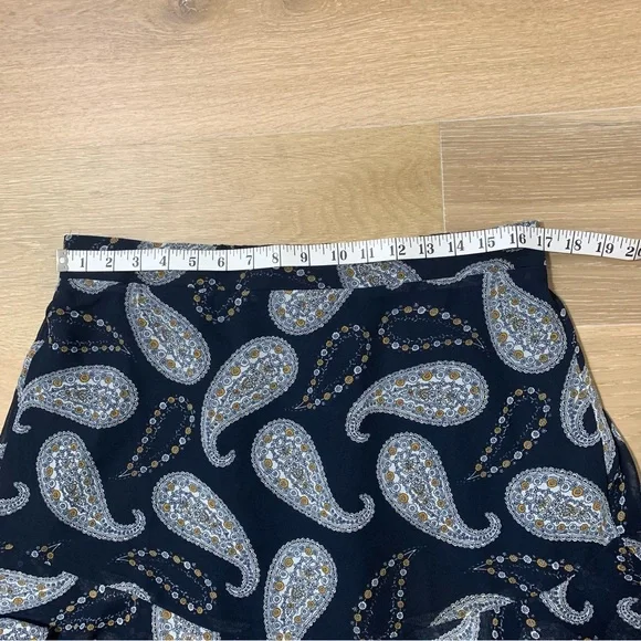 NWOT L LOFT Outlet Paisley Print Ruffled Flowy Lined Navy Mimi Skirt - Picture 6 of 10